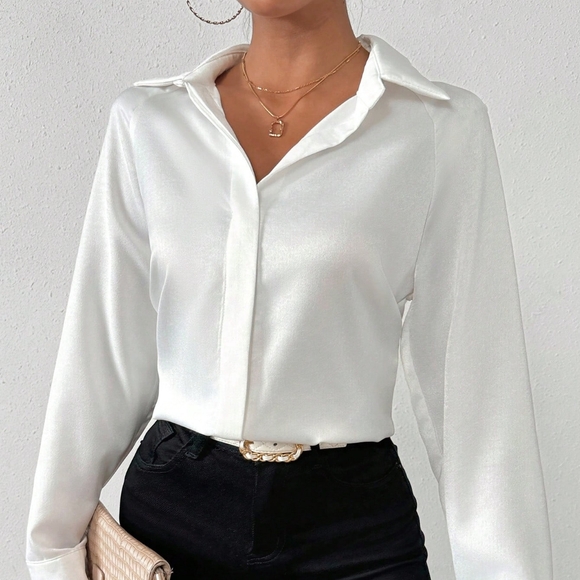 White Simple Shirt With Asymmetric Hemline - Picture 2 of 5